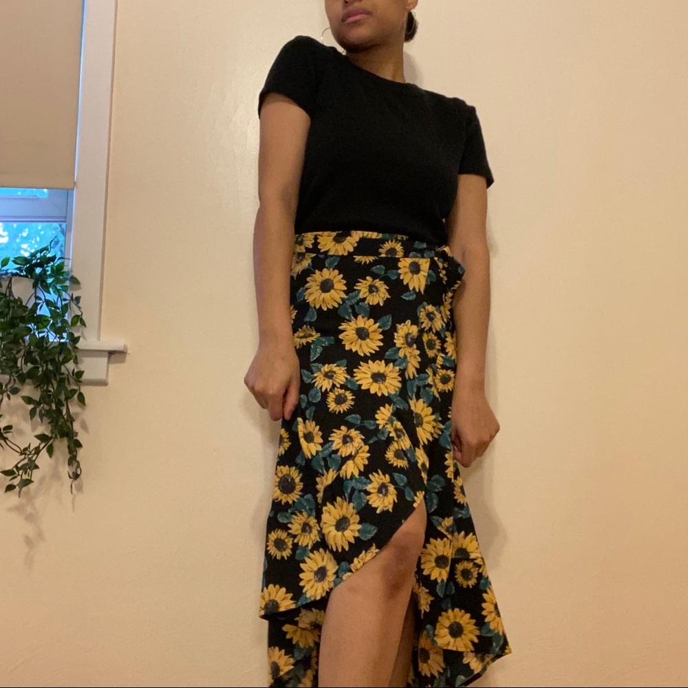 H&M Petite Sunflower Wrap Skirt